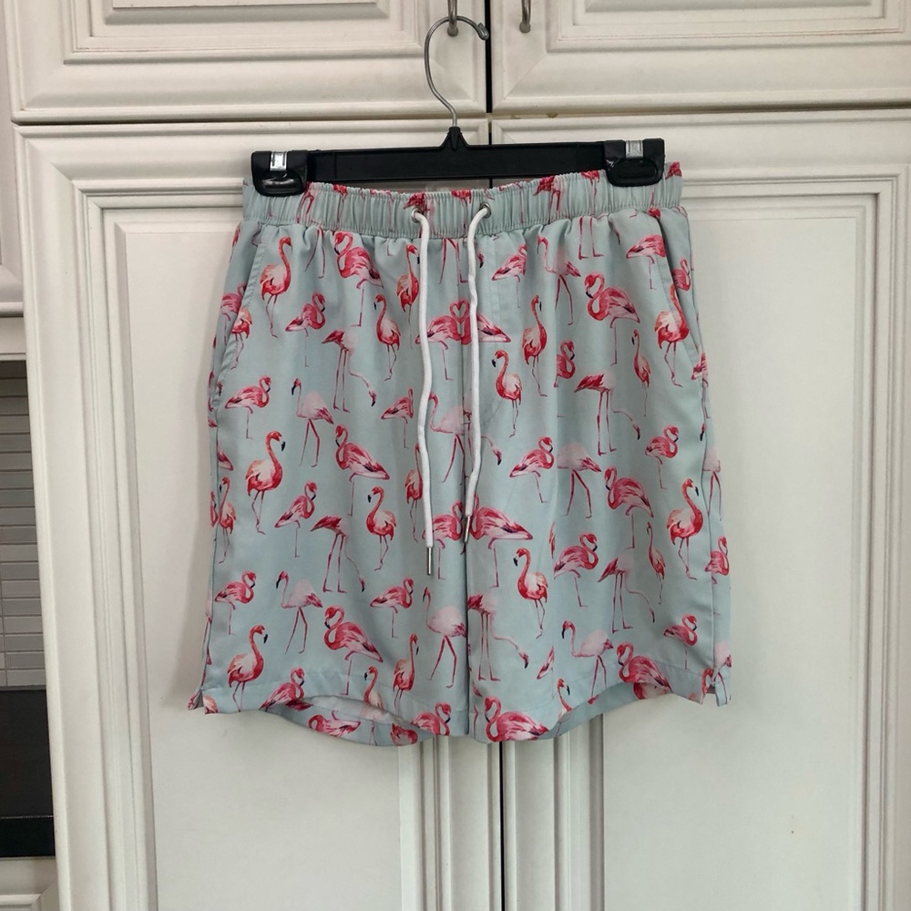 🥳HOST PICK🥳 Mosmann Australia men’s beach shorts